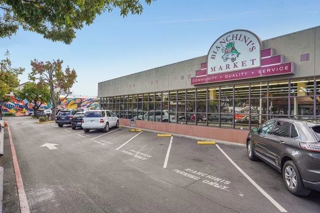 3357 Brittan Avenue #6 San Carlos, CA 94070