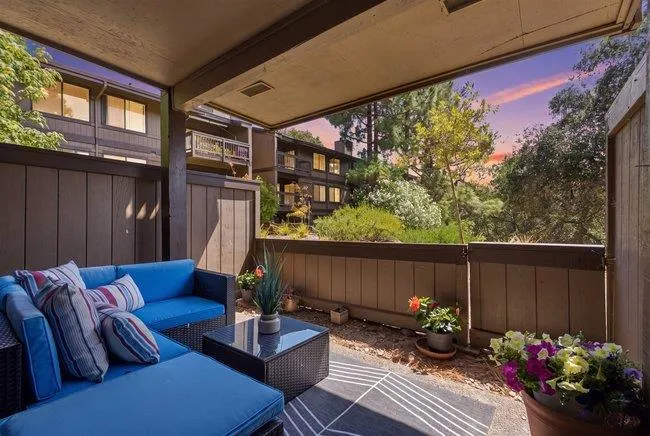 3357 Brittan Avenue #6 San Carlos, CA 94070
