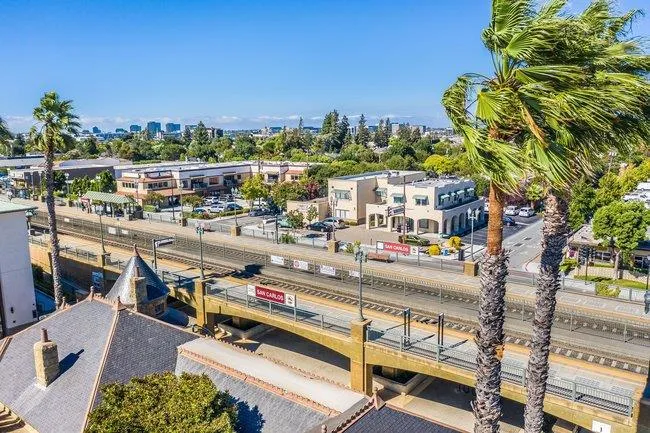 3357 Brittan Avenue #6 San Carlos, CA 94070