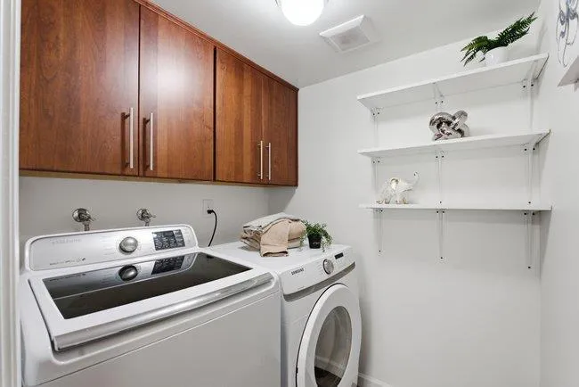 3357 Brittan Avenue #6 San Carlos, CA 94070