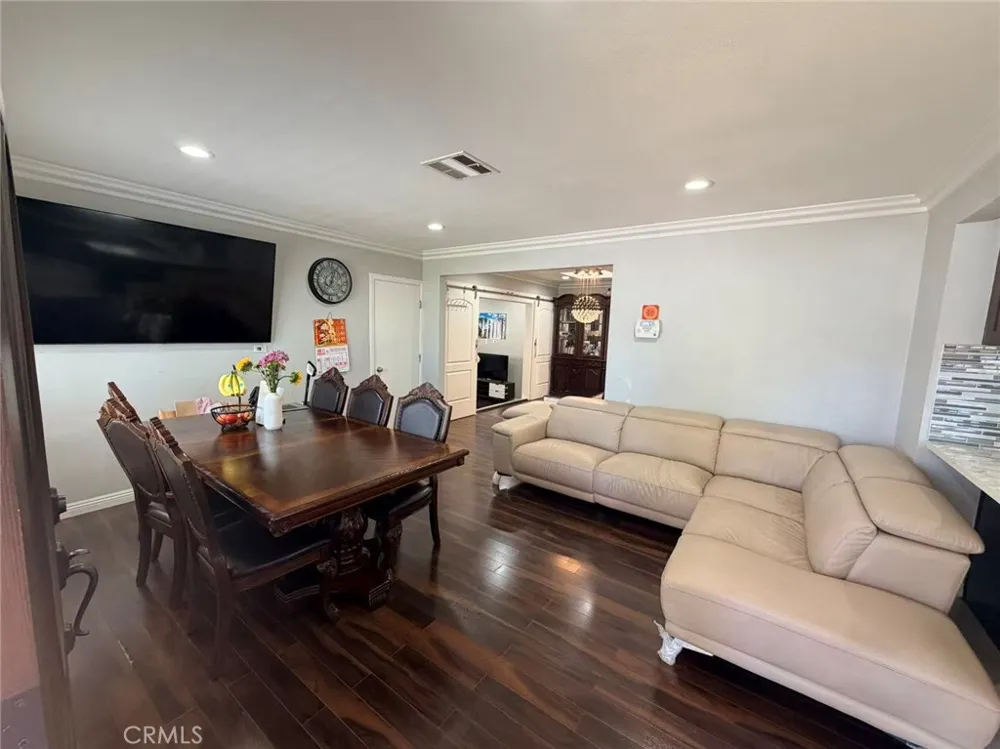 2622 La Presa Rosemead, CA 91770