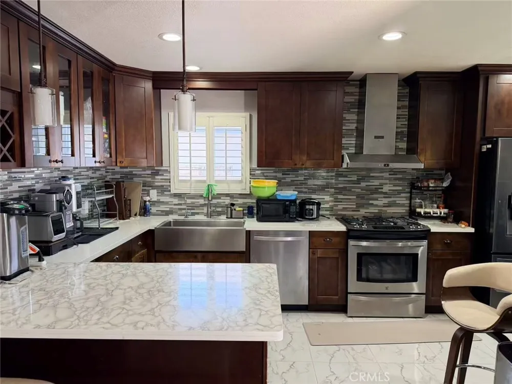 2622 La Presa Rosemead, CA 91770