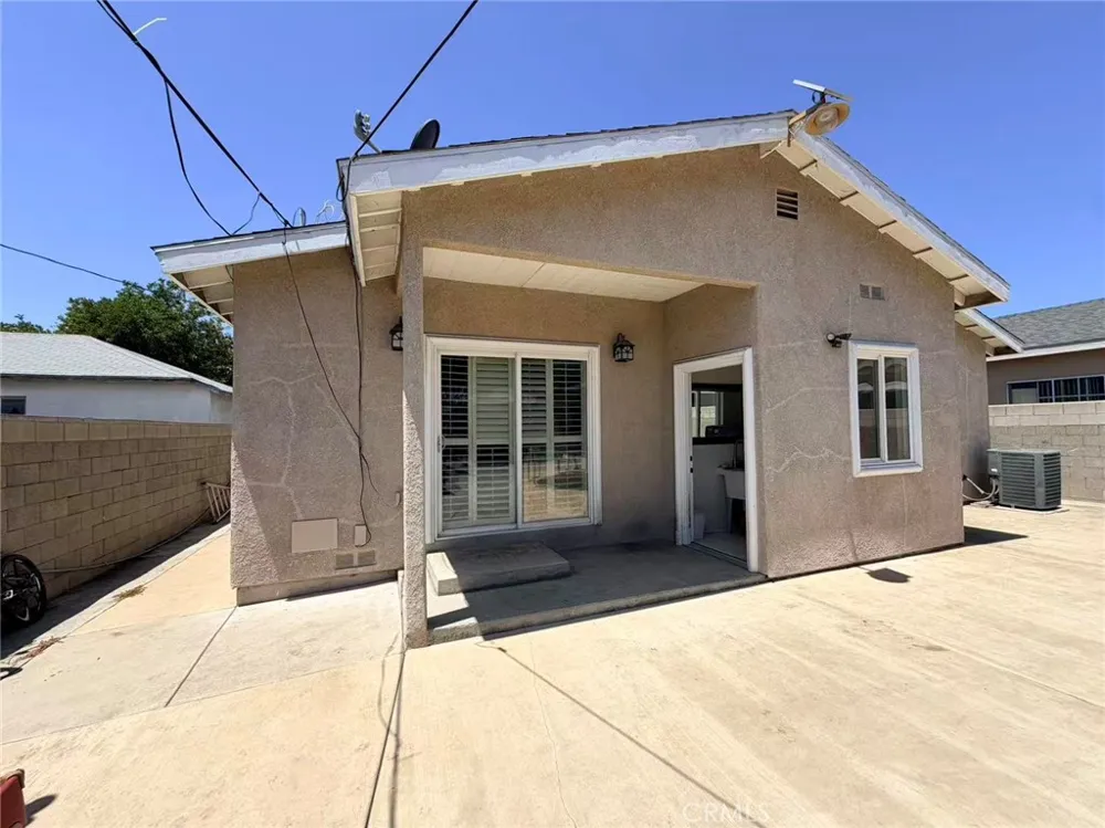 2622 La Presa Rosemead, CA 91770