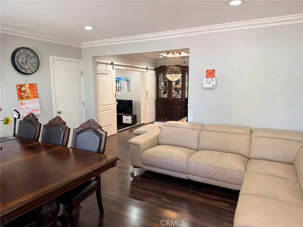 2622 La Presa Rosemead, CA 91770