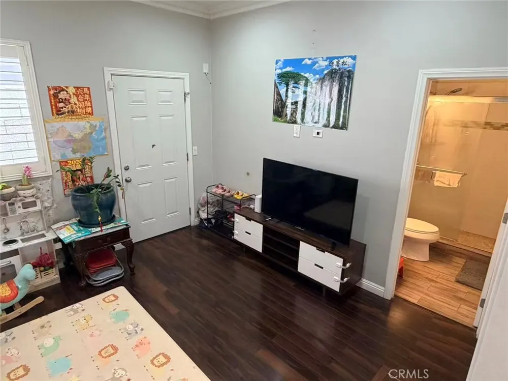 2622 La Presa Rosemead, CA 91770