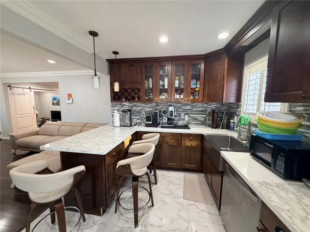 2622 La Presa Rosemead, CA 91770