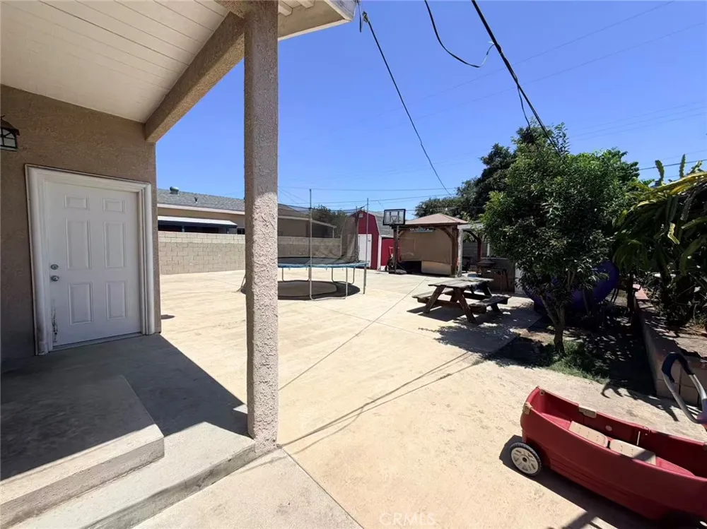 2622 La Presa Rosemead, CA 91770