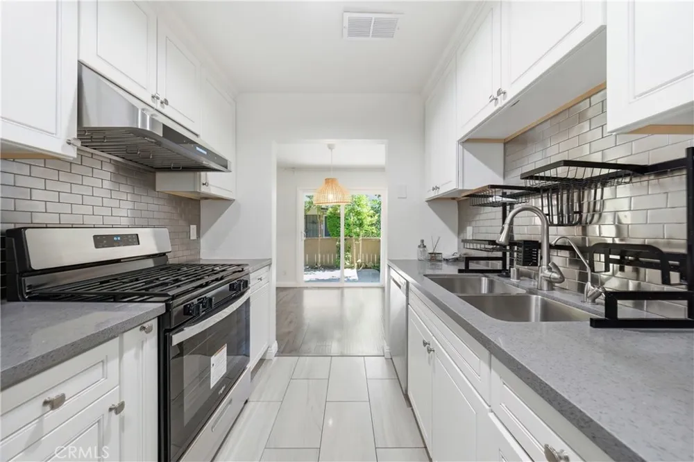 1318 S Diamond Bar Boulevard #C Diamond Bar, CA 91765