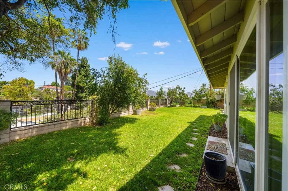 1033 S Isabella Monterey Park, CA 91754