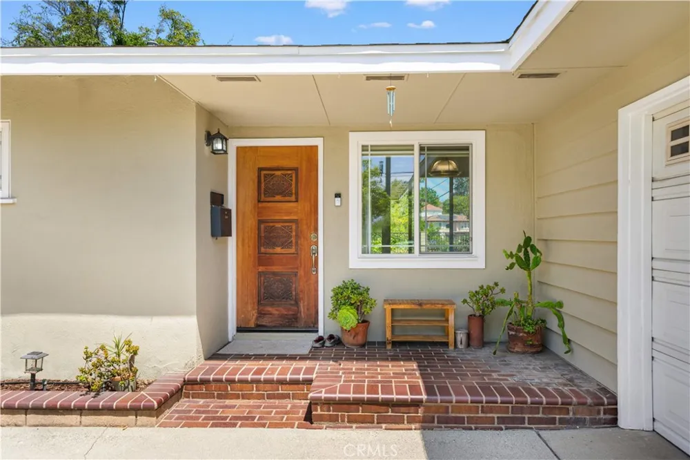 1033 S Isabella Monterey Park, CA 91754