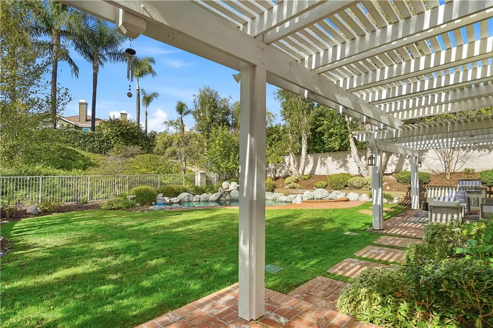 19 Easthill Coto de Caza, CA 92679