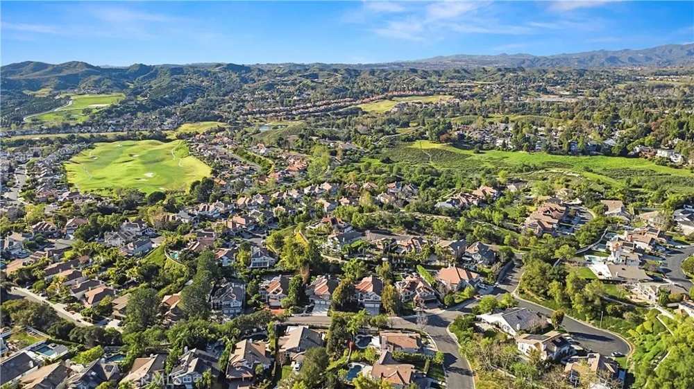 19 Easthill Coto de Caza, CA 92679