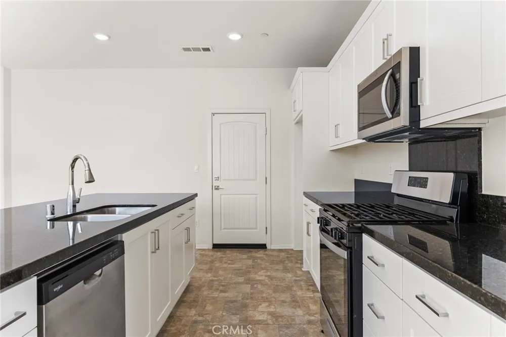 1820 Julie Drive Riverside, CA 92504