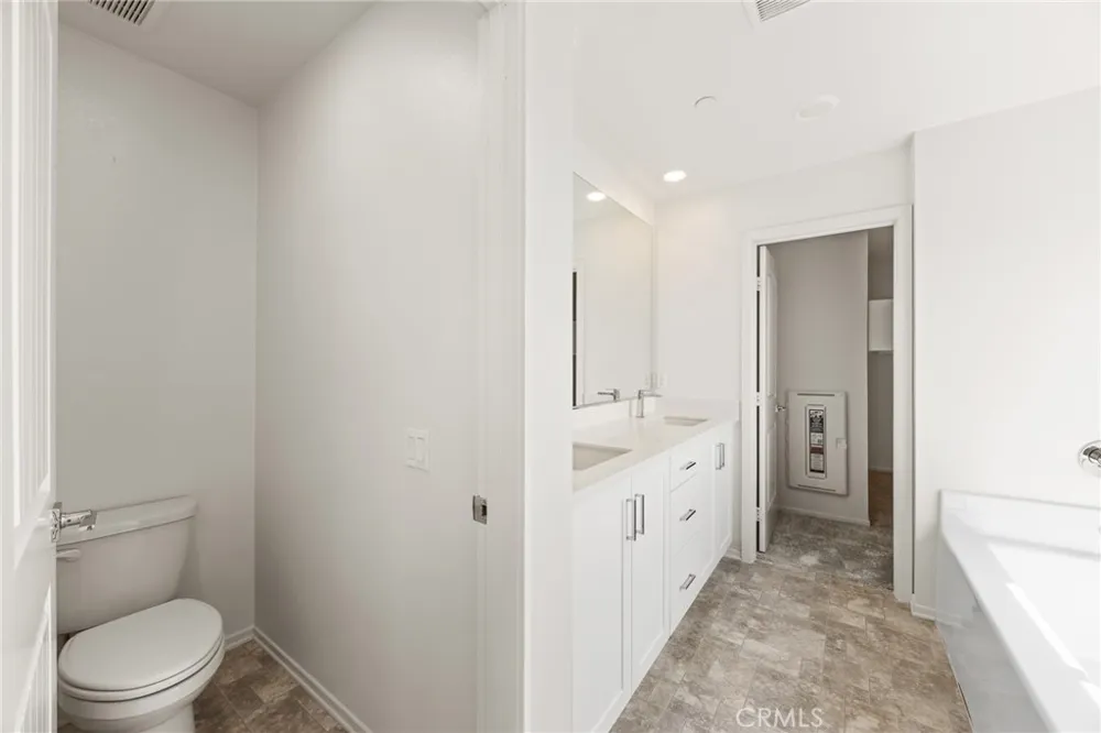 1820 Julie Drive Riverside, CA 92504
