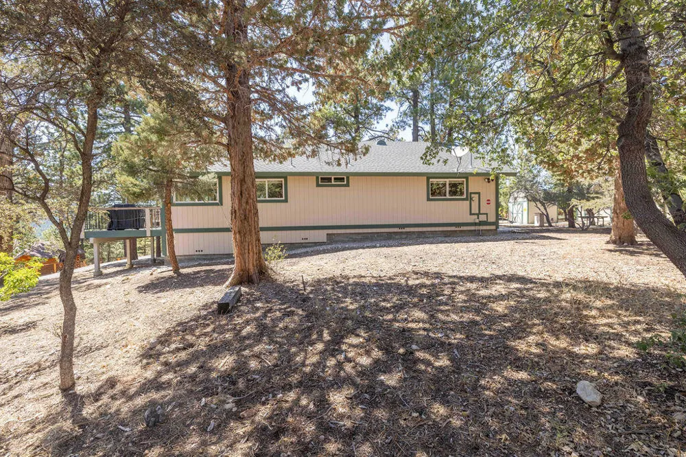 Plumas Court Big Bear City, CA 92314