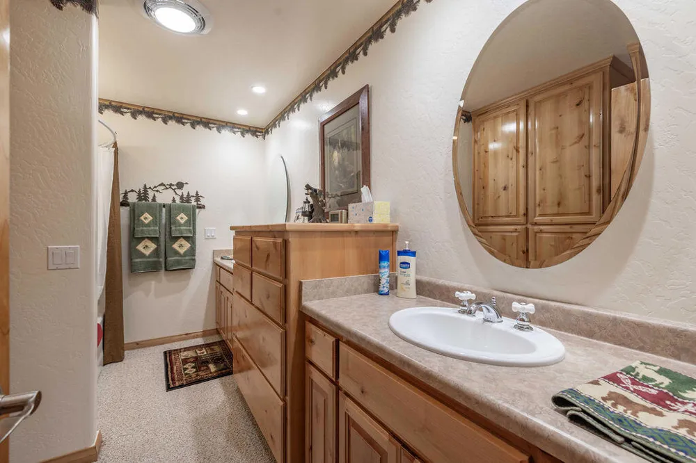 803 Plumas Court Big Bear, CA 92314