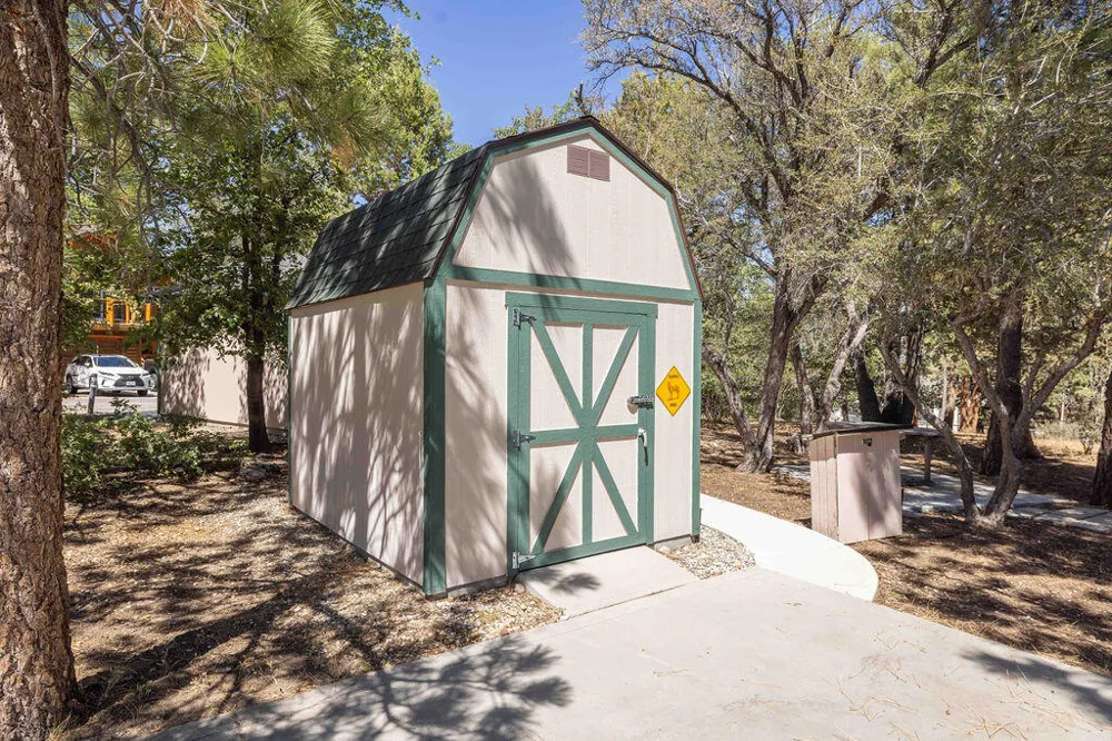 803 Plumas Court Big Bear, CA 92314
