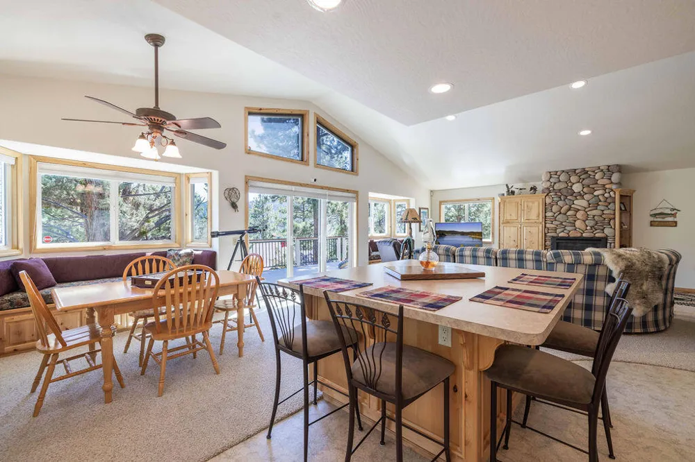 803 Plumas Court Big Bear, CA 92314