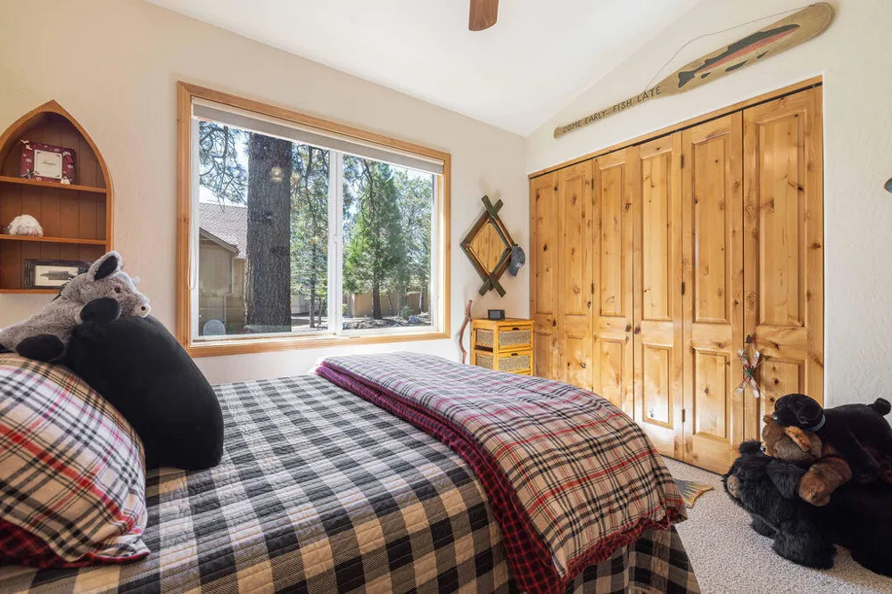 803 Plumas Court Big Bear, CA 92314