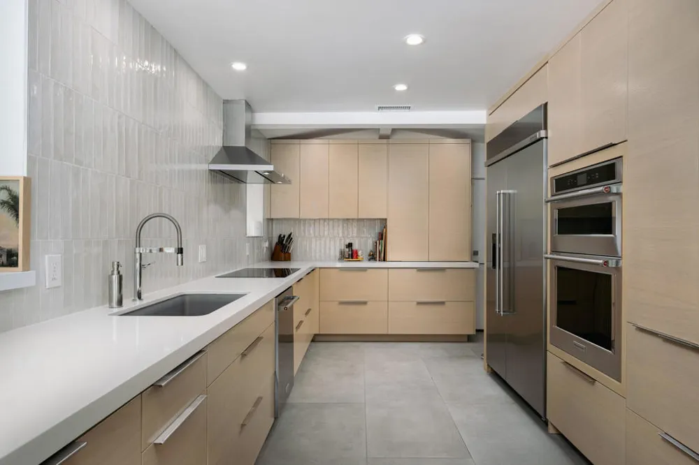 1529 S Riverside Drive Palm Springs, CA 92264