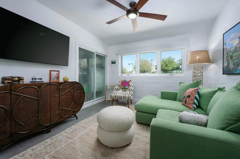 1529 S Riverside Drive Palm Springs, CA 92264