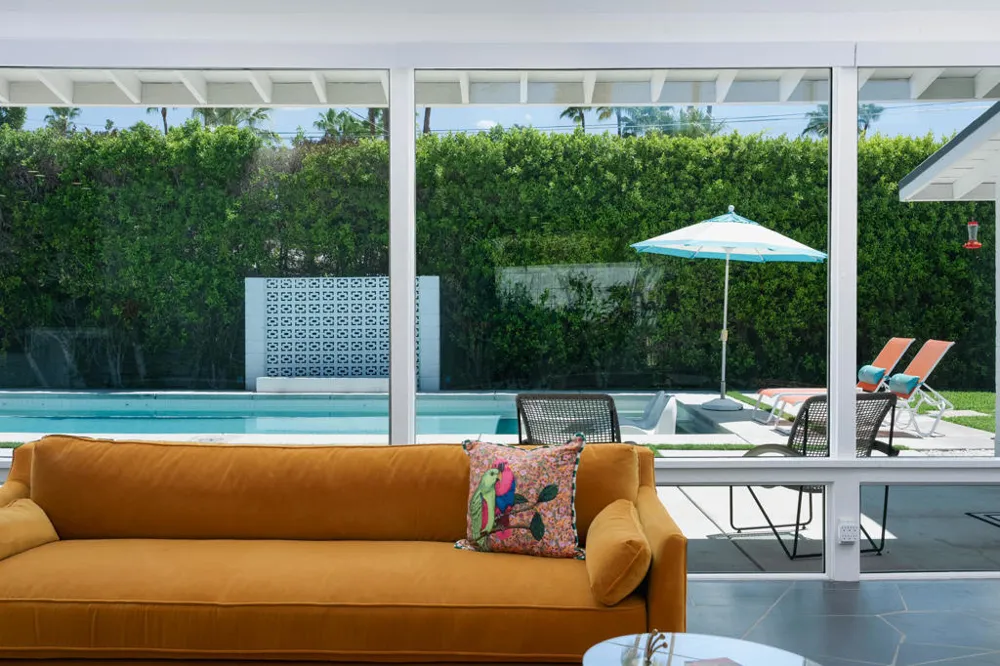 1529 S Riverside Drive Palm Springs, CA 92264