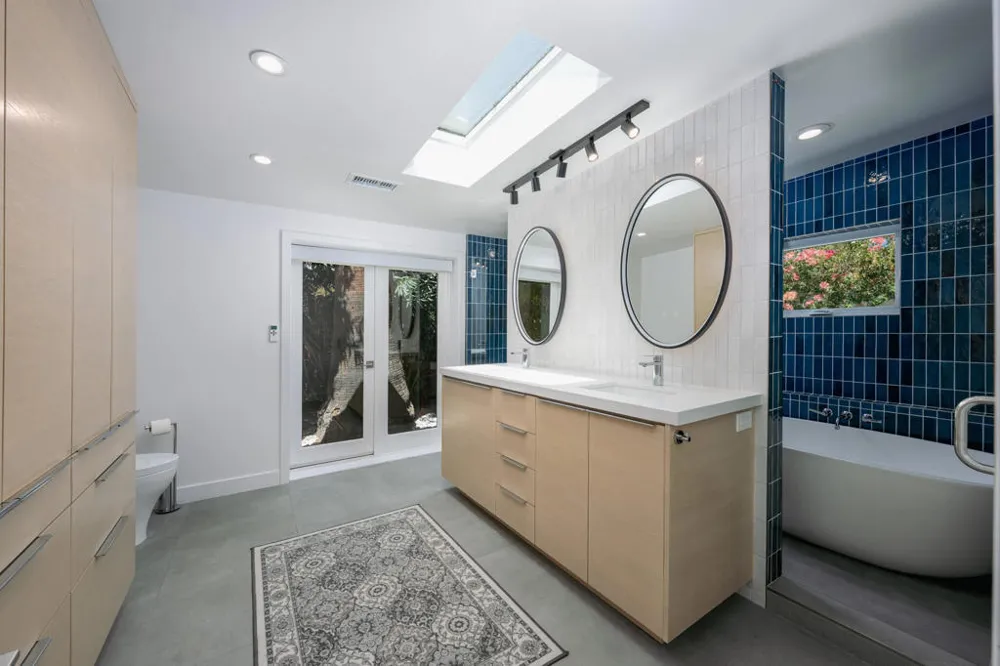 1529 S Riverside Drive Palm Springs, CA 92264