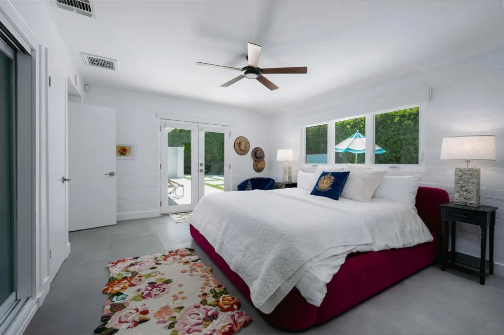 1529 S Riverside Drive Palm Springs, CA 92264
