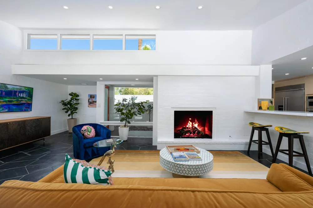 1529 S Riverside Drive Palm Springs, CA 92264