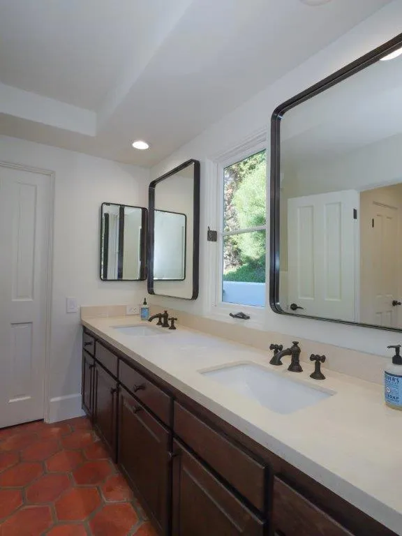 32524 Seacliff Drive Rancho Palos Verdes, CA 90275