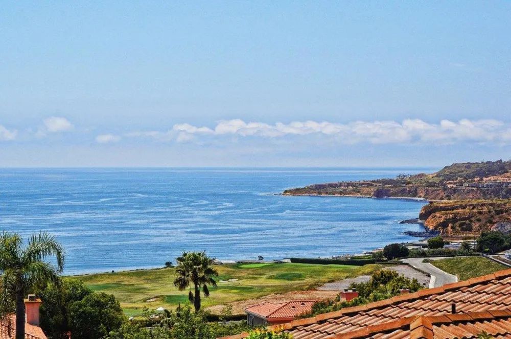 32524 Seacliff Drive Rancho Palos Verdes, CA 90275