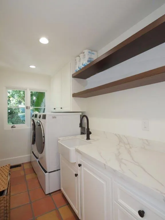 32524 Seacliff Drive Rancho Palos Verdes, CA 90275