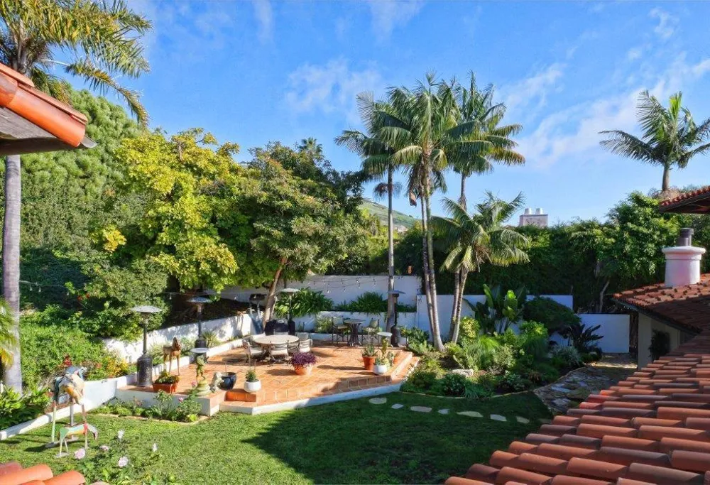 32524 Seacliff Drive Rancho Palos Verdes, CA 90275