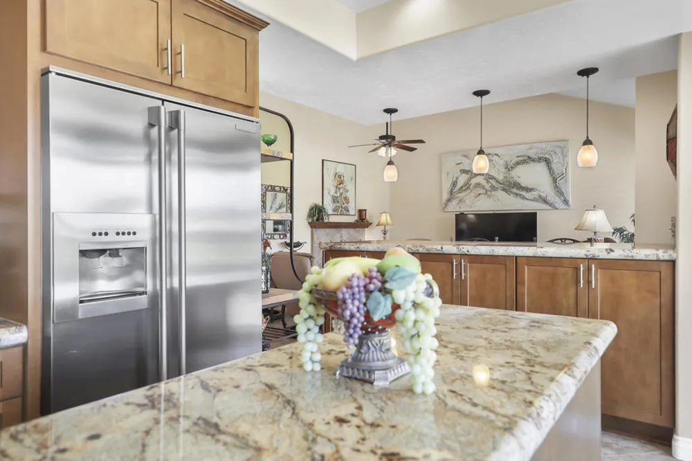 175 Las Lomas Palm Desert, CA 92260
