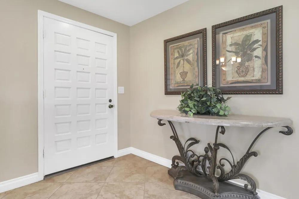 175 Las Lomas Palm Desert, CA 92260