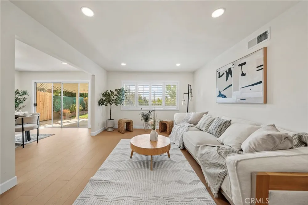 910 Eroica Monterey Park, CA 91755