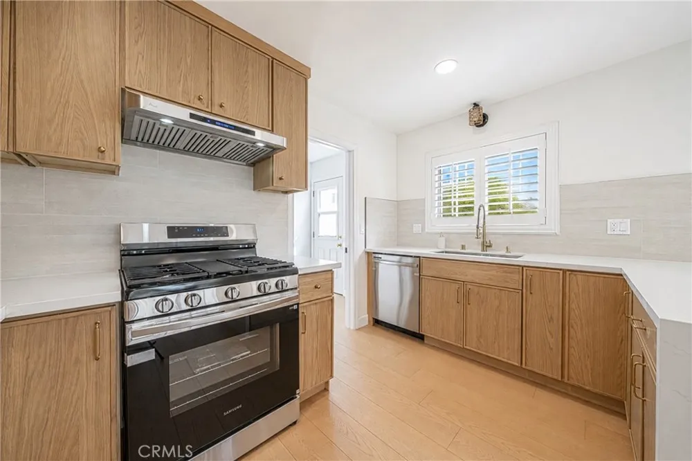 910 Eroica Monterey Park, CA 91755