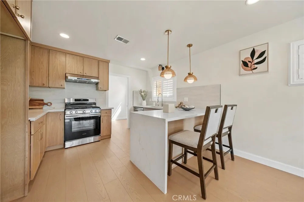 910 Eroica Monterey Park, CA 91755