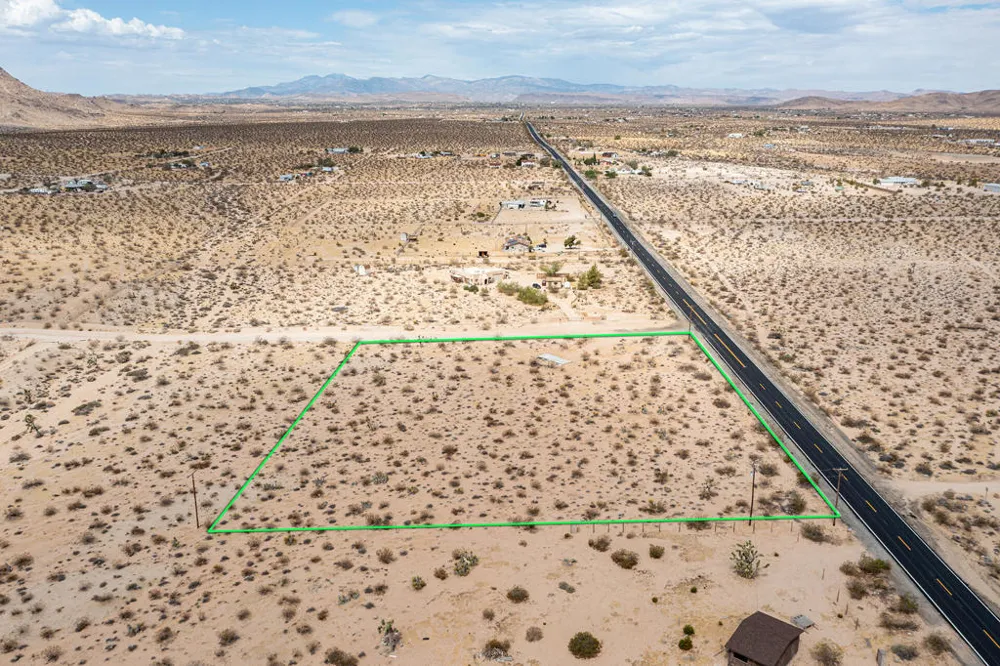 62121 Aberdeen Drive Joshua Tree, CA 92252
