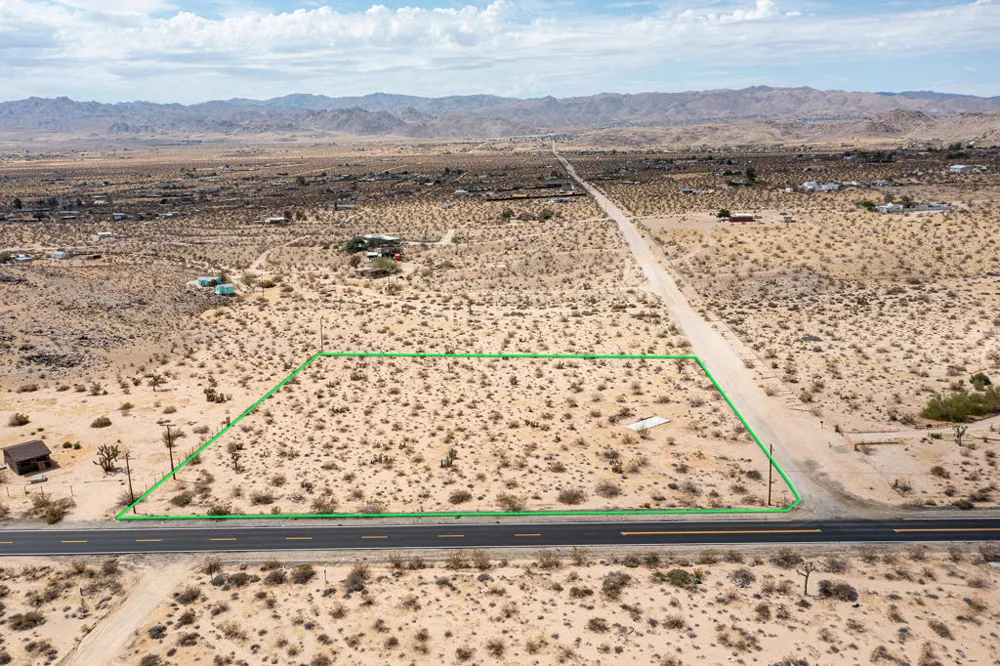 62121 Aberdeen Drive Joshua Tree, CA 92252