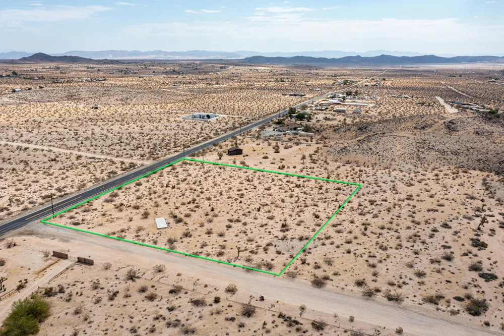 62121 Aberdeen Drive Joshua Tree, CA 92252