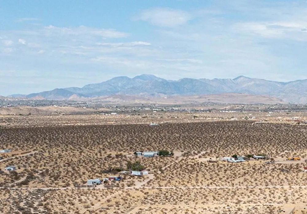 62121 Aberdeen Drive Joshua Tree, CA 92252
