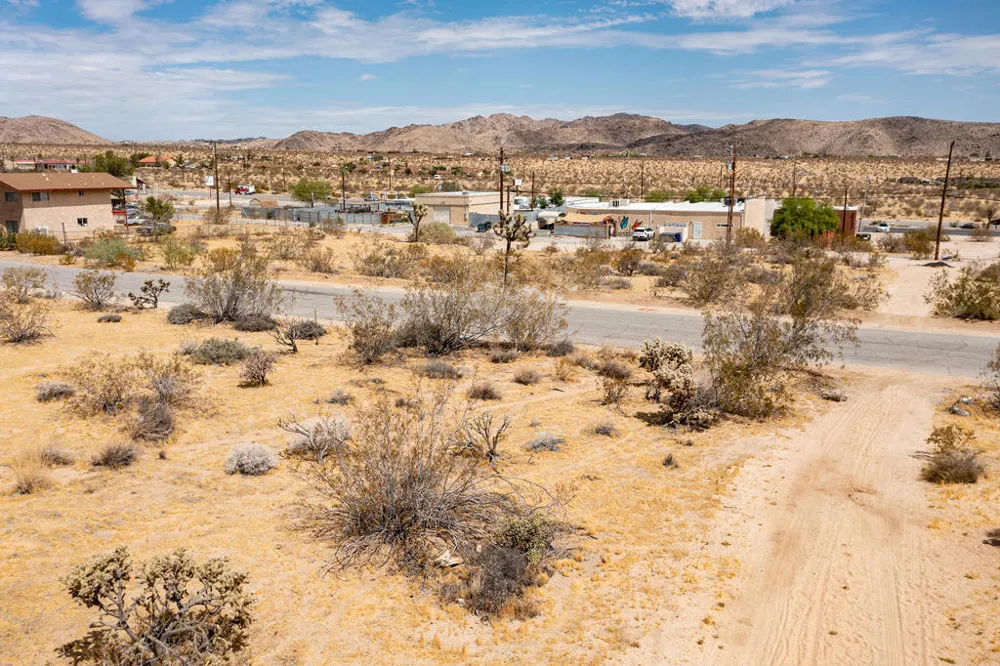 205 Division Street Joshua Tree, CA 92252