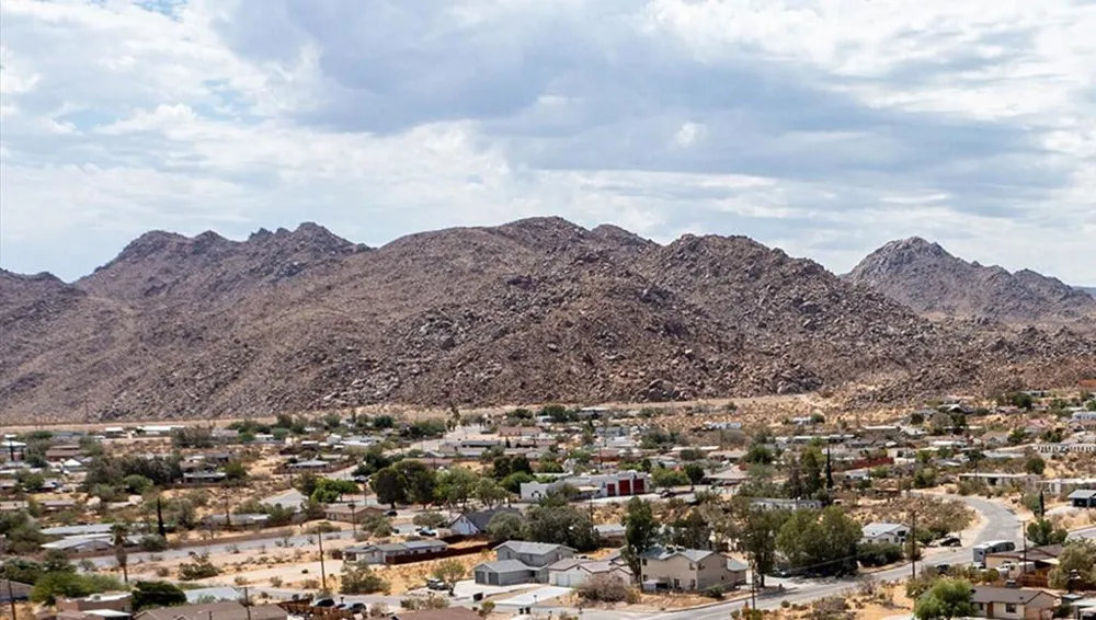 205 Division Street Joshua Tree, CA 92252
