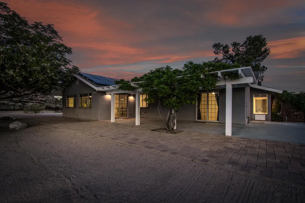 6910 Wamego Trail Yucca Valley, CA 92284
