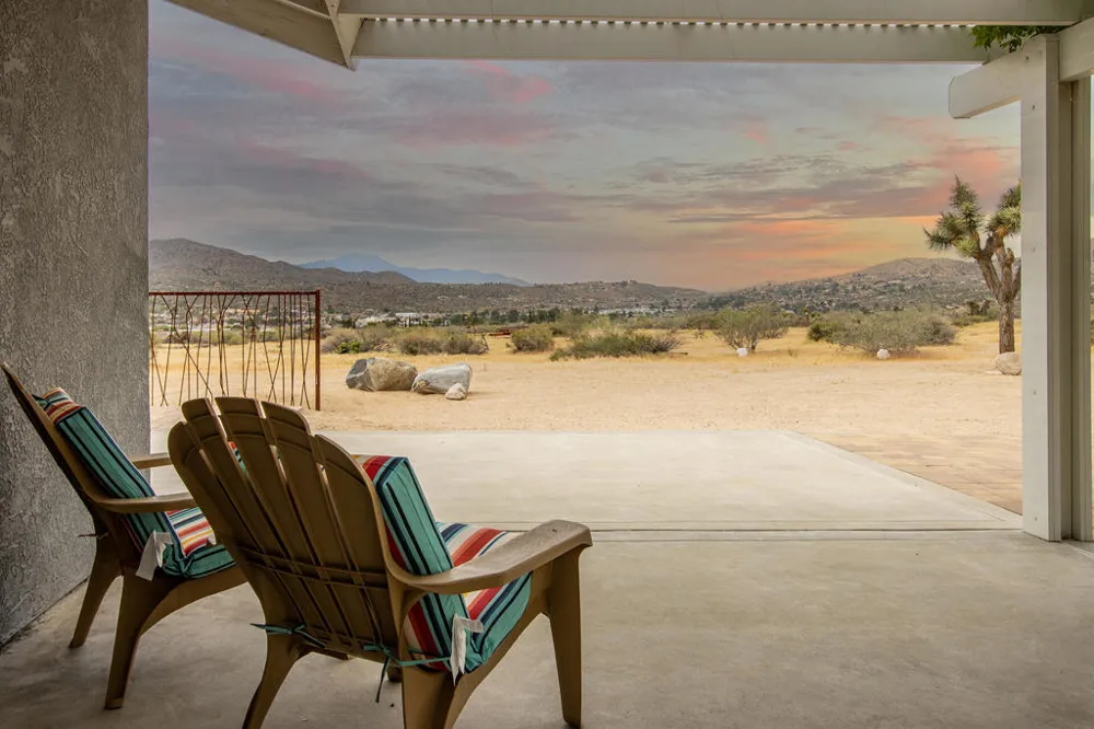 6910 Wamego Trail Yucca Valley, CA 92284