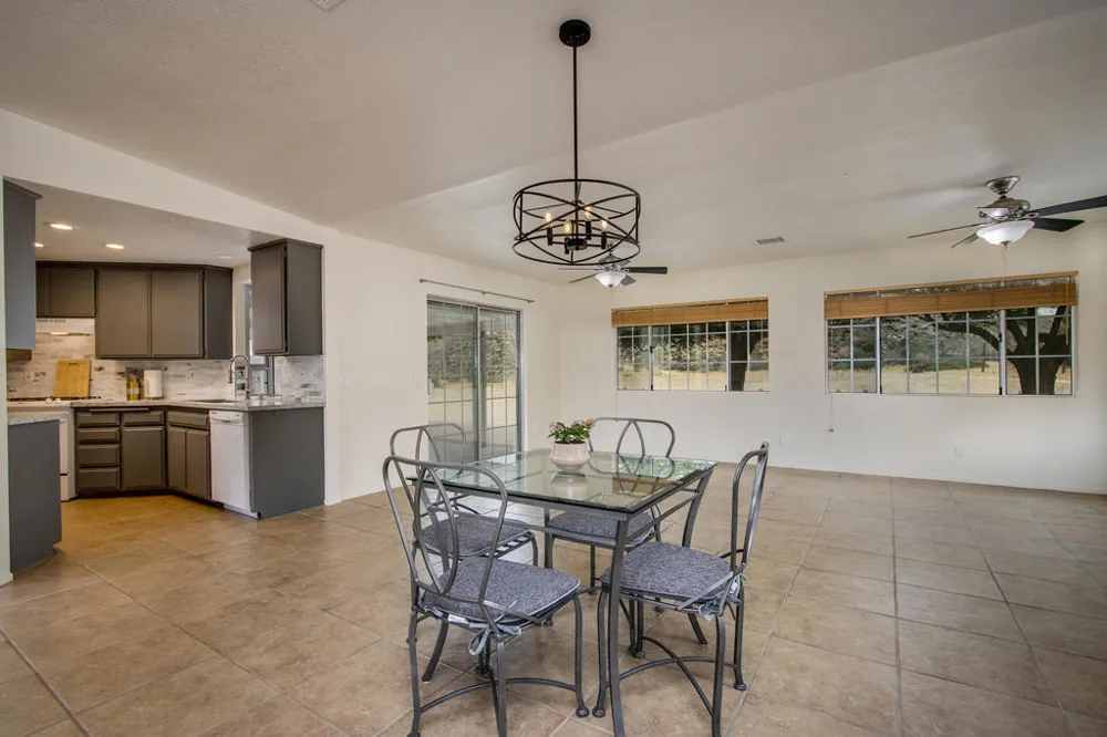 6910 Wamego Trail Yucca Valley, CA 92284
