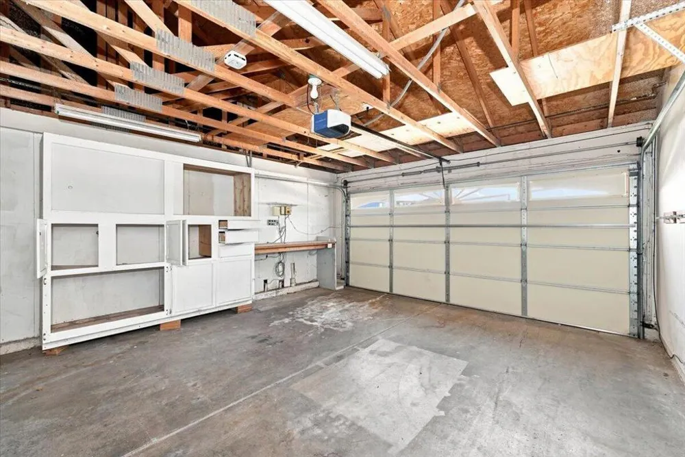 10780 Bel Air Drive Cherry Valley, CA 92223