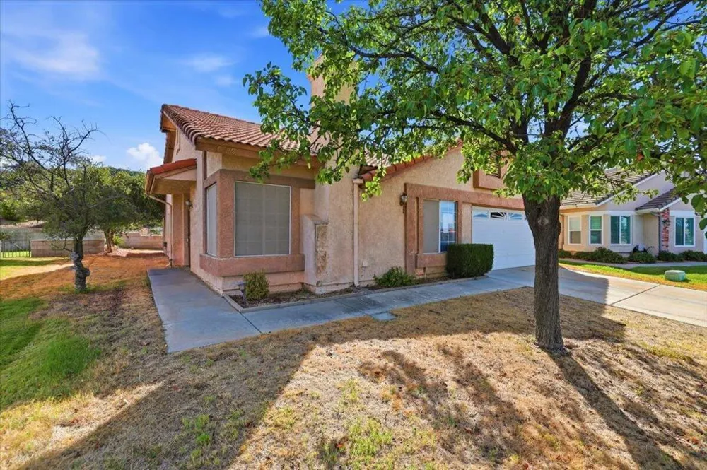 10780 Bel Air Drive Cherry Valley, CA 92223