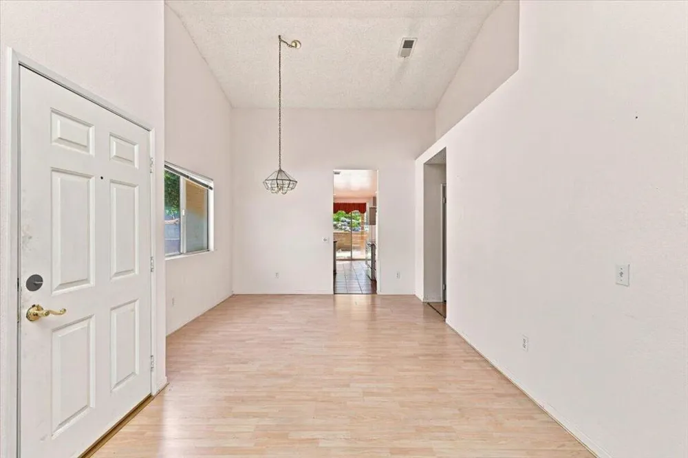 10780 Bel Air Drive Cherry Valley, CA 92223